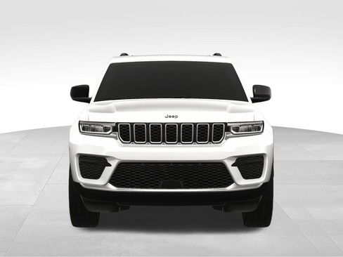 New 2025 Jeep Grand Cherokee Laredo X w/ Luxury Tech Group I AWD/4WD image 10