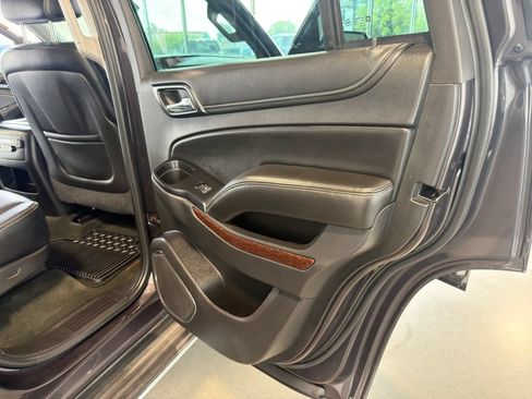 Used 2015 GMC Yukon SLE RWD image 25