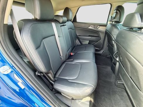 Used 2023 Kia Sportage EX FWD image 27