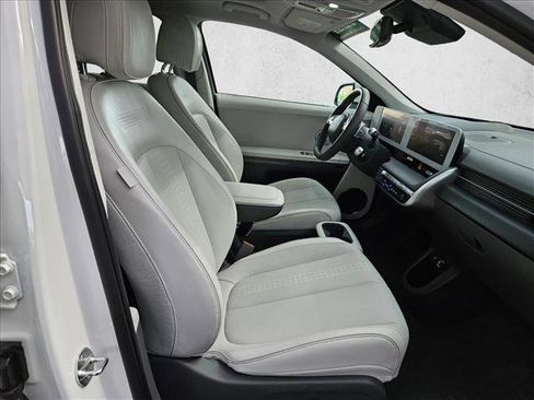 Used 2024 Hyundai Ioniq 5 Limited RWD image 17