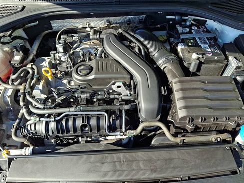 Certified 2023 Volkswagen Jetta Sport FWD image 28