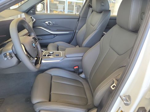 New 2026 BMW 330i xDrive Sedan w/ Premium Package image 4