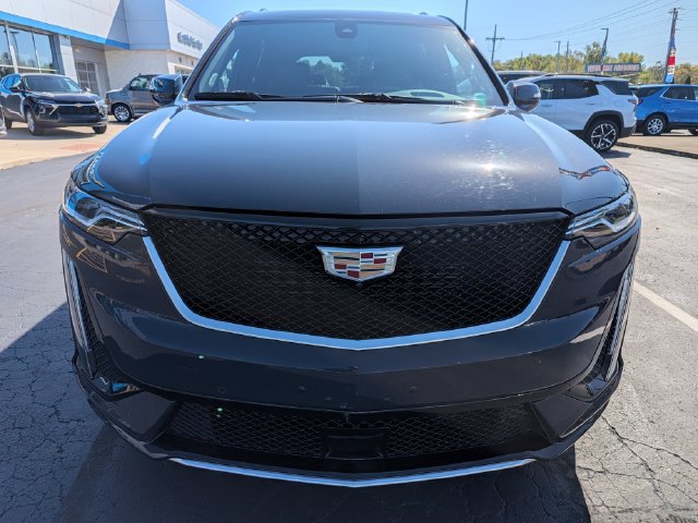 Used 2024 Cadillac XT6 Sport w/ Technology Package AWD/4WD image 8