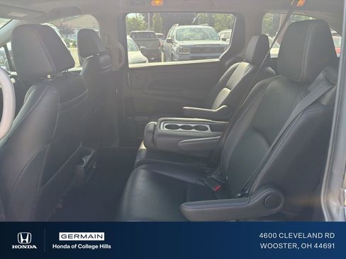 Used 2024 Honda Odyssey Touring image 12