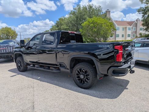 Used 2025 Chevrolet Silverado 2500 LT w/ Trail Boss Package AWD/4WD image 7