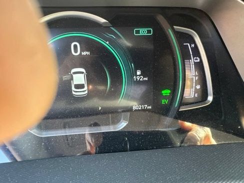 Used 2020 Hyundai Ioniq SEL FWD image 9