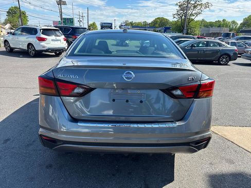 Used 2021 Nissan Altima 2.5 SV FWD image 6