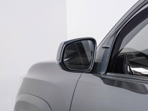 Used 2017 Toyota Tacoma SR5 image 35