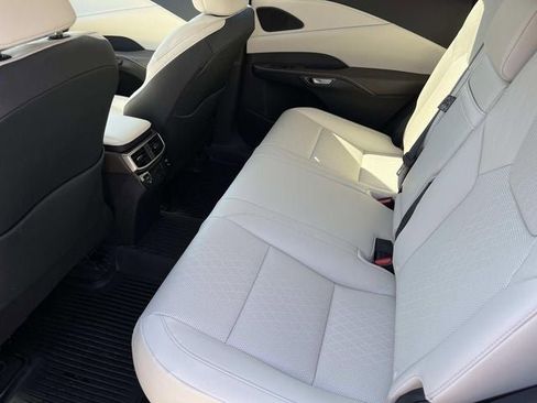 Used 2024 Lexus RX 350 Premium Plus w/ Convenience Package image 18