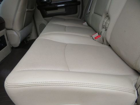 Used 2017 RAM 2500 Laramie w/ Convenience Group AWD/4WD image 28