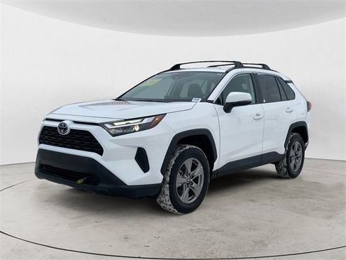 Used 2024 Toyota RAV4 XLE image 1