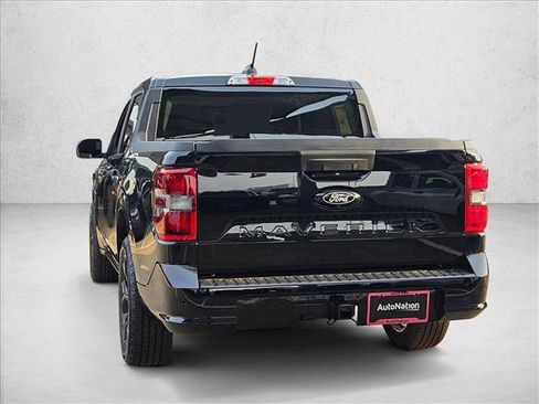 New 2025 Ford Maverick Lobo image 8