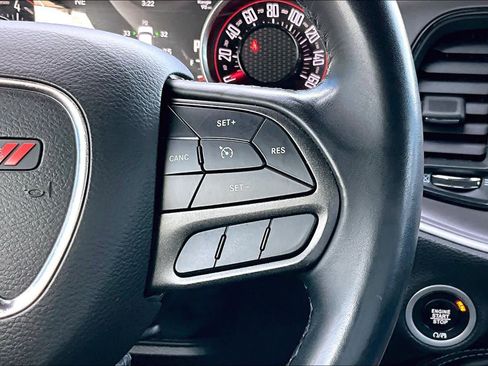 Used 2022 Dodge Challenger SXT w/ Driver Convenience Group image 23