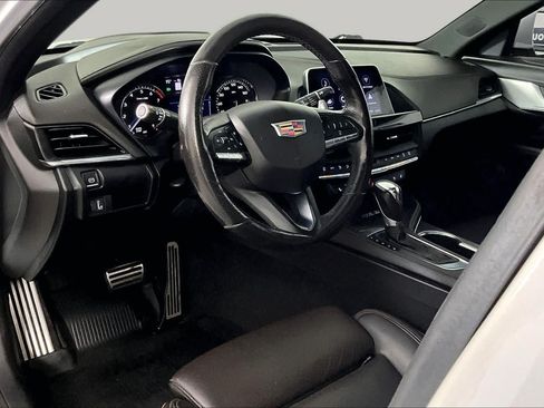 Used 2022 Cadillac CT4 Sport RWD image 16