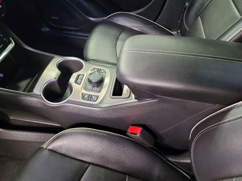 Used 2020 GMC Terrain Denali w/ Denali Premium Package FWD image 26