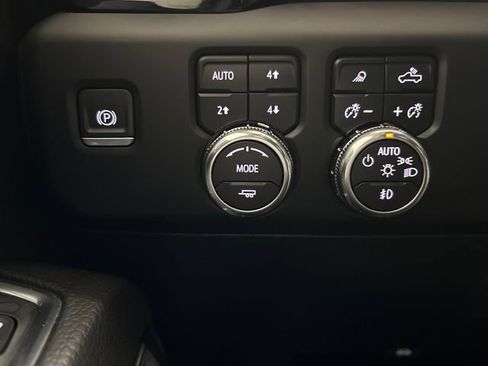 Used 2024 GMC Sierra 2500 Denali w/ Denali Reserve Package image 66