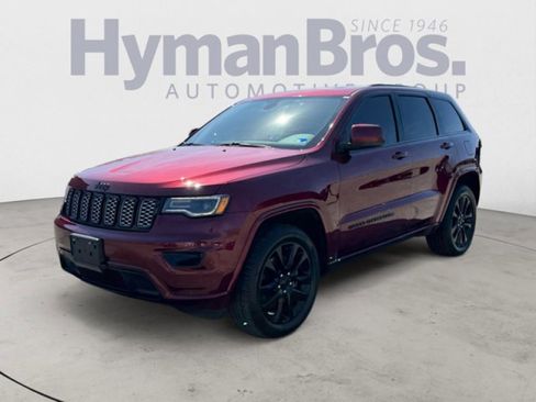 Used 2022 Jeep Grand Cherokee Laredo X AWD/4WD image 7