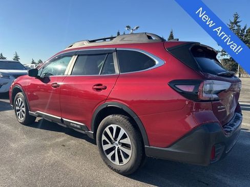 Used 2022 Subaru Outback Premium image 5