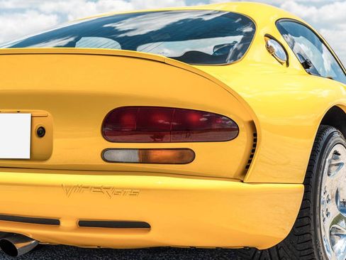 Used 2001 Dodge Viper GTS RWD image 63
