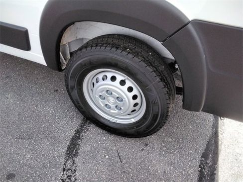 Used 2025 RAM ProMaster 2500 w/ Safety Group image 19