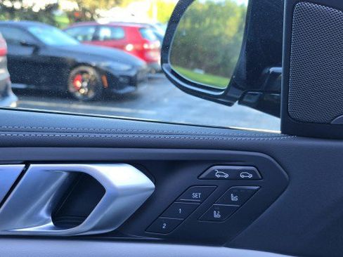 New 2026 BMW X6 xDrive40i image 13