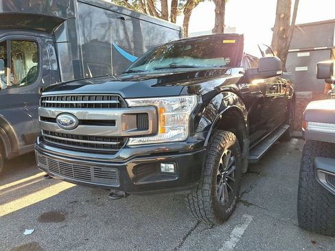 Used 2018 Ford F150 XLT w/ Equipment Group 302A Luxury image 3