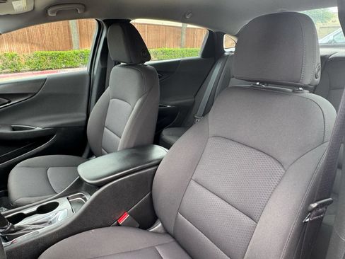 Used 2018 Chevrolet Malibu LS FWD image 20