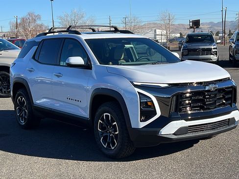 New 2026 Chevrolet Equinox ACTIV w/ Convenience Package III image 3