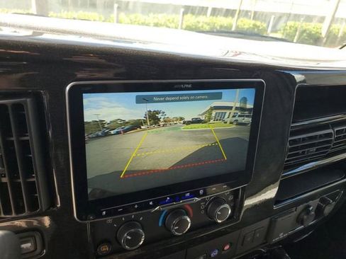 New 2025 GMC Savana 2500 w/ Driver Convenience Package image 23