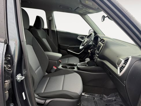 Certified 2023 Kia Soul LX image 19