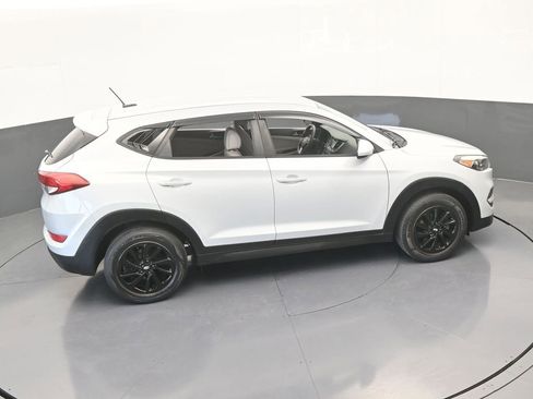 Used 2017 Hyundai Tucson SE image 49