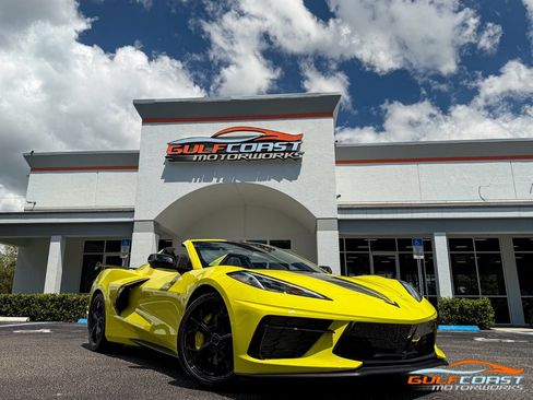 Used 2022 Chevrolet Corvette Stingray Premium Conv image 1