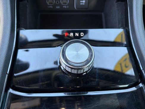 Used 2021 Jeep Grand Cherokee L Overland w/ Luxury Tech Group IV image 11