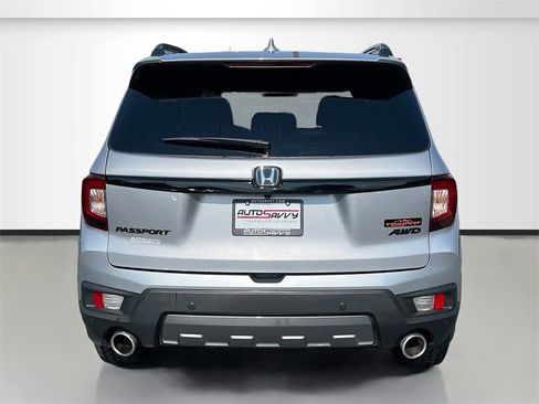 Used 2024 Honda Passport TrailSport image 6