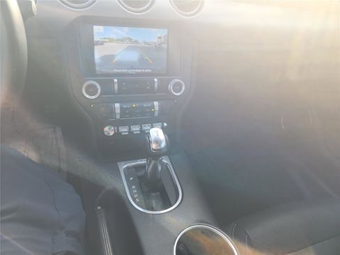 Certified 2020 Ford Mustang Premium image 29