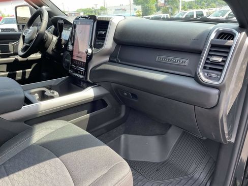 New 2026 RAM 2500 Big Horn AWD/4WD image 14
