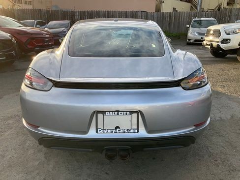 Used 2017 Porsche 718 Cayman S image 4