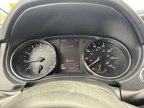 Used 2020 Nissan Rogue SV AWD/4WD image 18