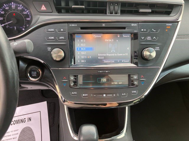 Used 2017 Toyota Avalon Limited FWD image 17