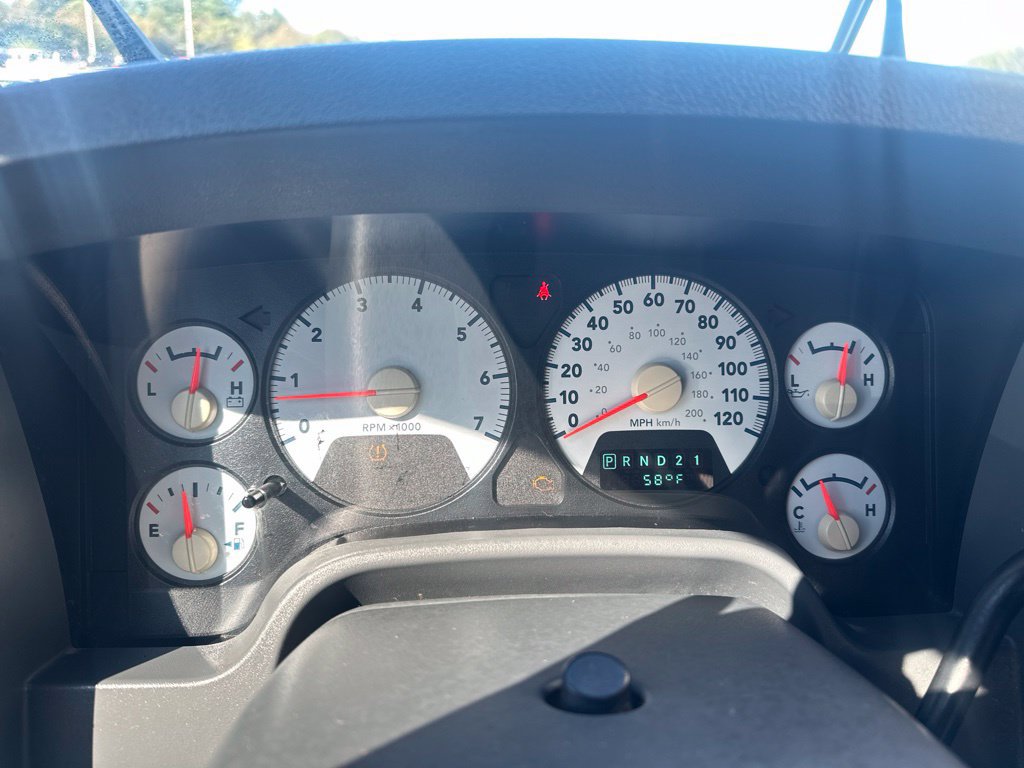 Used 2009 Dodge Ram 2500 Truck SXT AWD/4WD image 14
