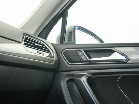 Used 2024 Volkswagen Tiguan Wolfsburg Edition FWD image 23