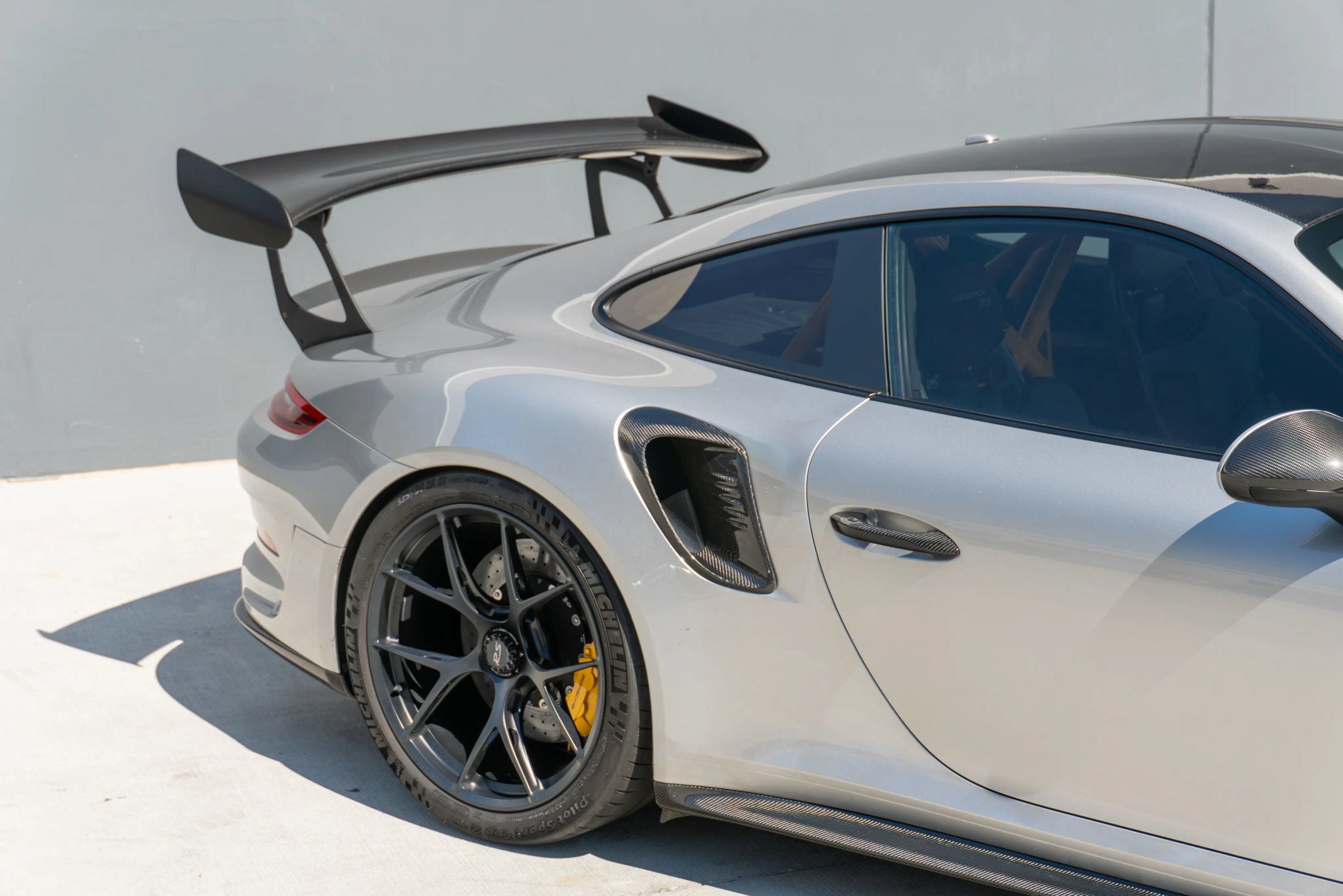 Used 2019 Porsche 911 GT3 RS RWD image 27