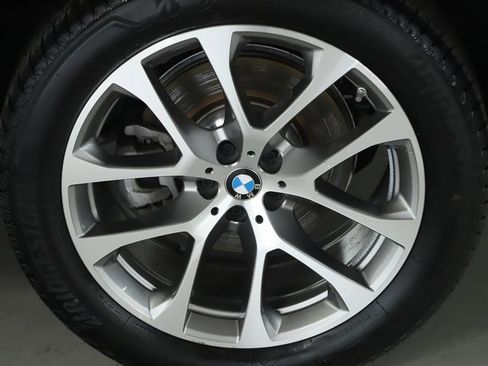 Certified 2026 BMW X5 xDrive40i w/ Climate Comfort Package image 40