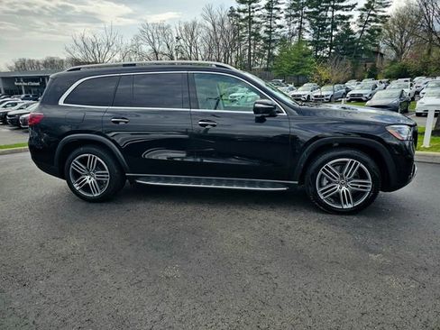 Certified 2026 Mercedes-Benz GLS 450 4MATIC image 9