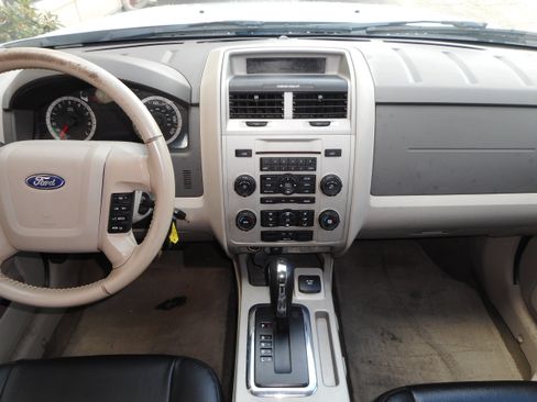 Used 2012 Ford Escape 4WD Hybrid image 21