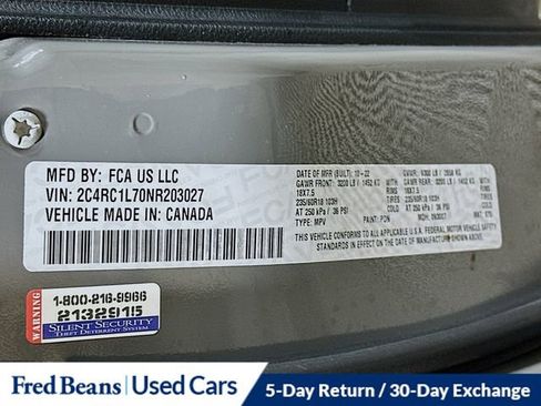 Used 2022 Chrysler Pacifica Touring-L w/ S Appearance Package image 34