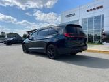 Used 2023 Chrysler Pacifica Limited w/ S Appearance Package image 6