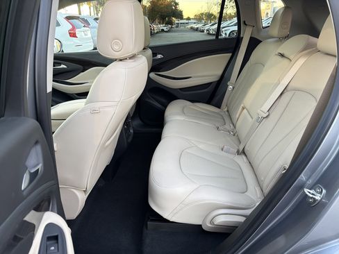 Used 2019 Buick Envision Essence image 32
