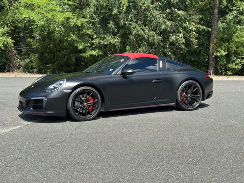 Used 2017 Porsche 911 Targa 4 GTS AWD/4WD image 5