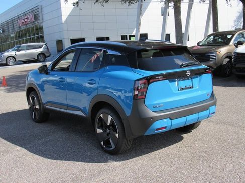 New 2026 Nissan Kicks SR image 5